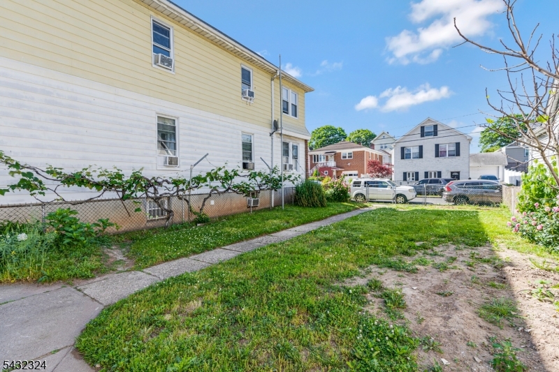 524 Lehigh St Property Photo 29