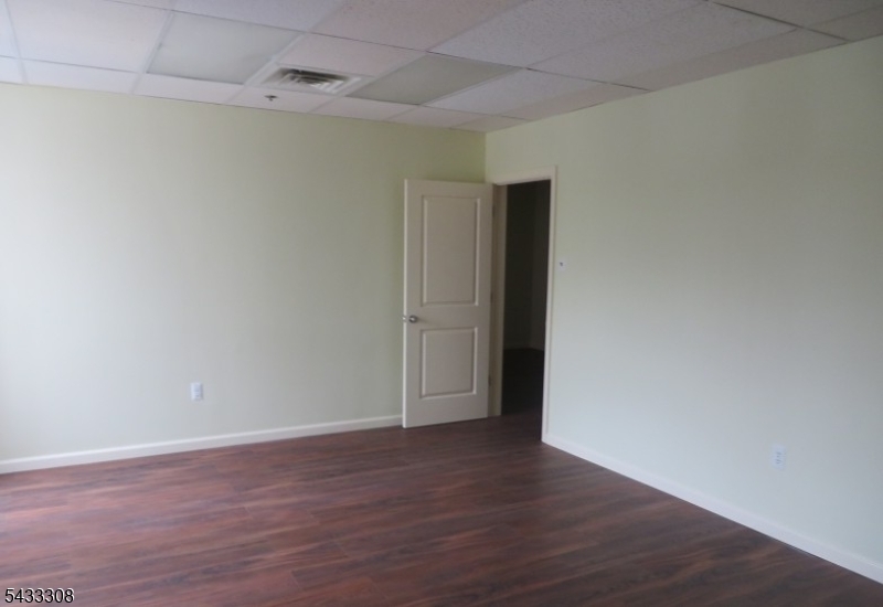 674 Route202206 Property Photo 2
