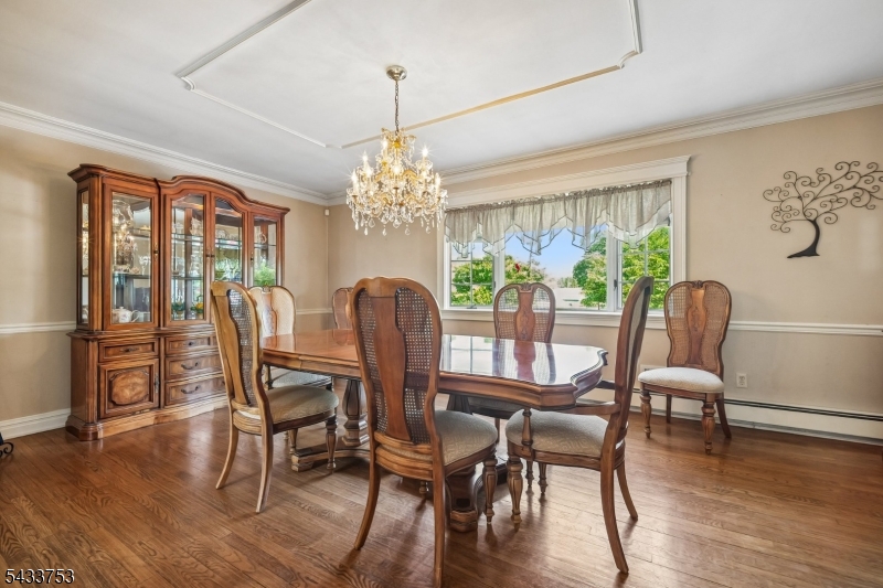 53 Orchard St Property Photo 10