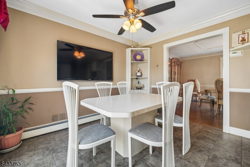 53 Orchard St Property Photo 16