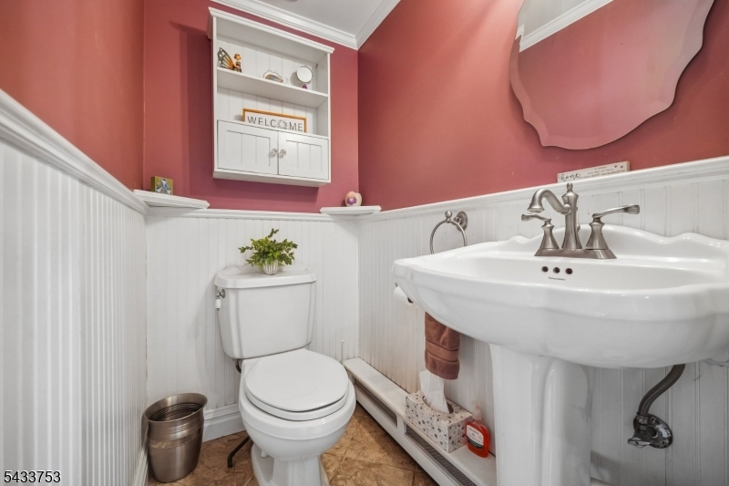 53 Orchard St Property Photo 18