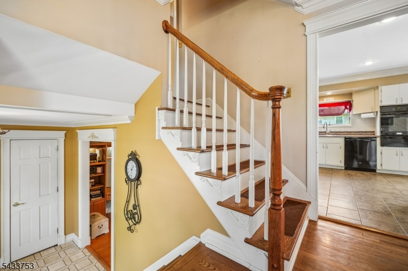 53 Orchard St Property Photo 19
