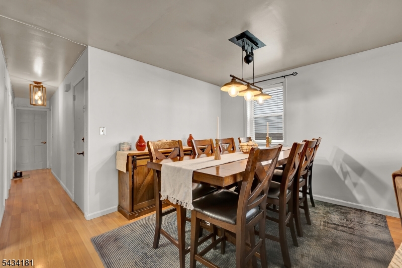 103 Houston St Property Photo 6