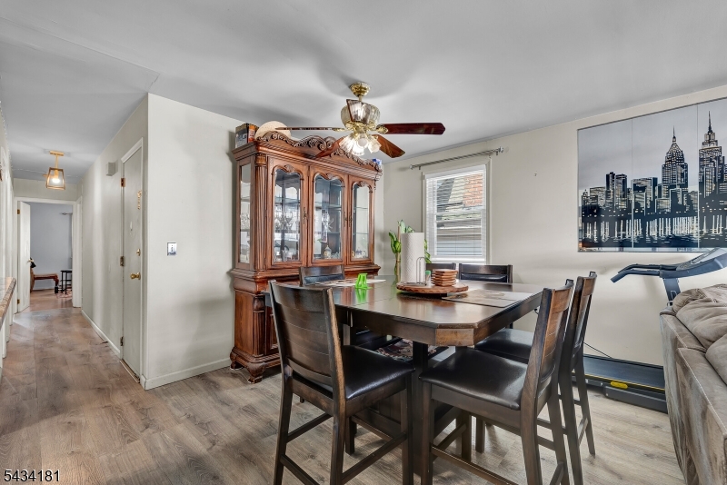 103 Houston St Property Photo 14
