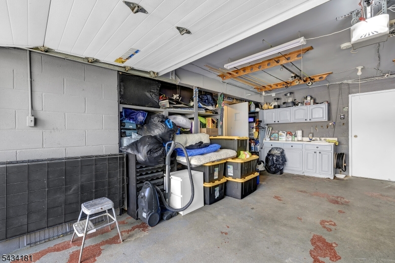 103 Houston St Property Photo 27