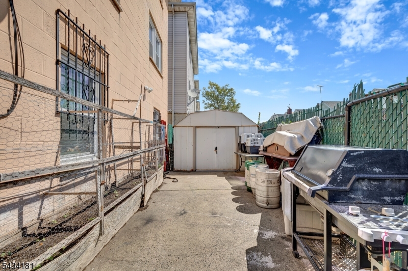 103 Houston St Property Photo 29