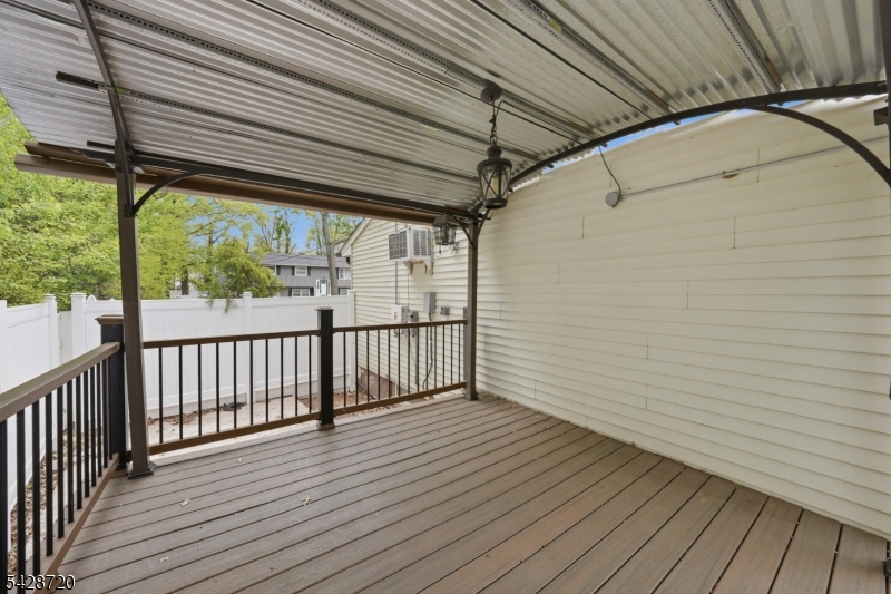 1351 Suwanee Dr Property Photo 34
