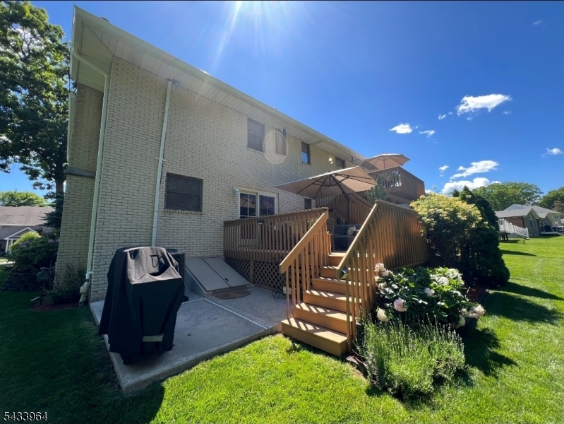 39 Douglas Dr Property Photo 34