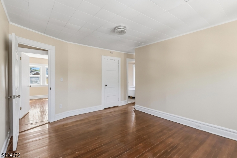 102 Lincoln St Property Photo 12