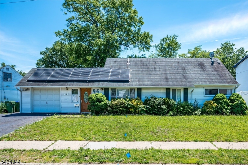 15 Markham Rd Property Photo 1