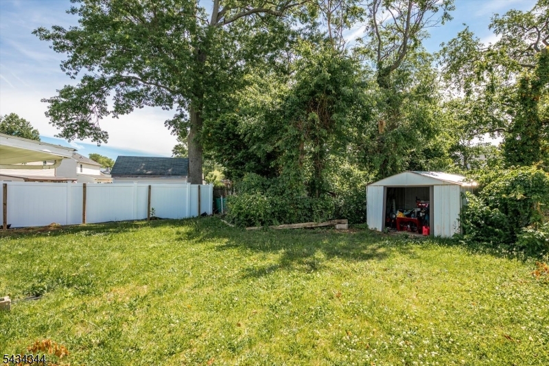 15 Markham Rd Property Photo 34