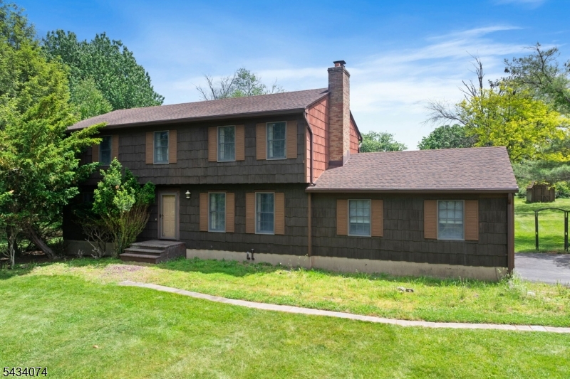42 Higginsville Rd Property Photo 2