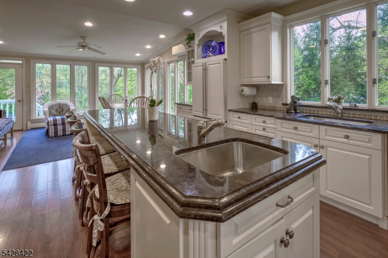270 Mendham Rd Property Photo 11