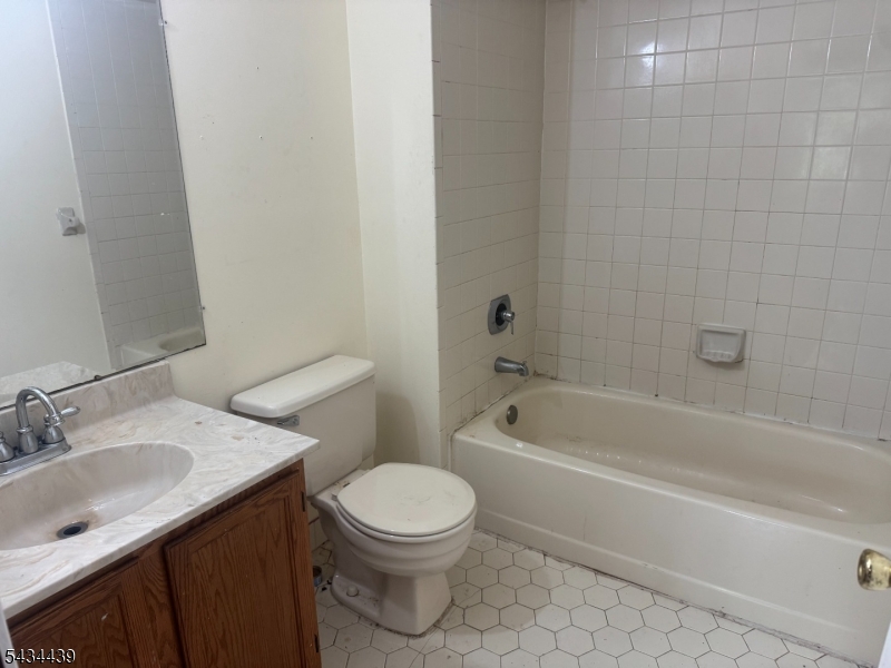 1087 Oakcroft Ln Property Photo 10