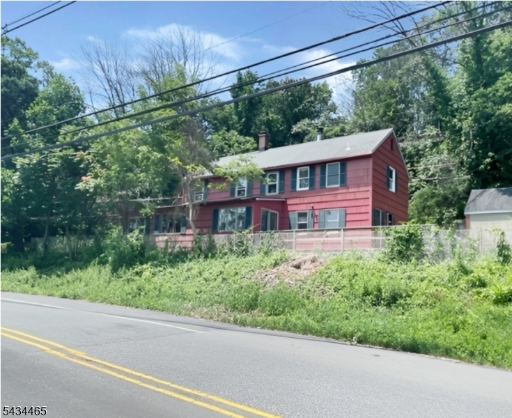 438 Old Dover Rd Property Photo 3