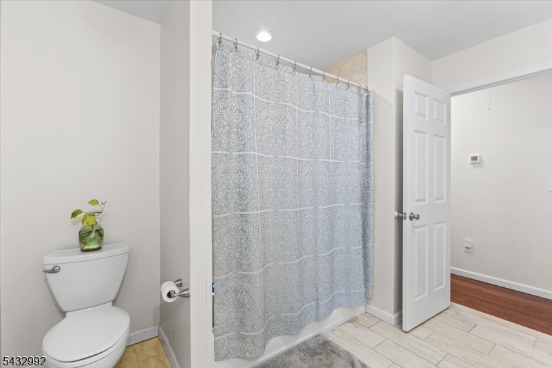 47 Winding Way Property Photo 18