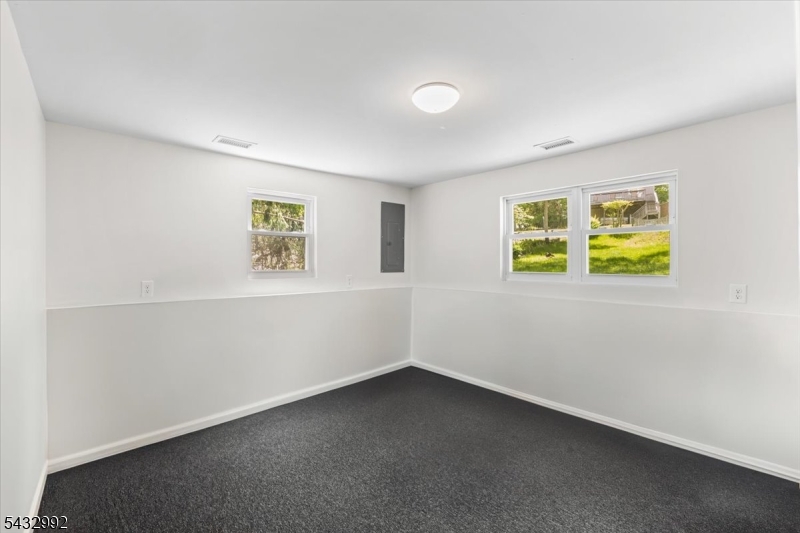 47 Winding Way Property Photo 20
