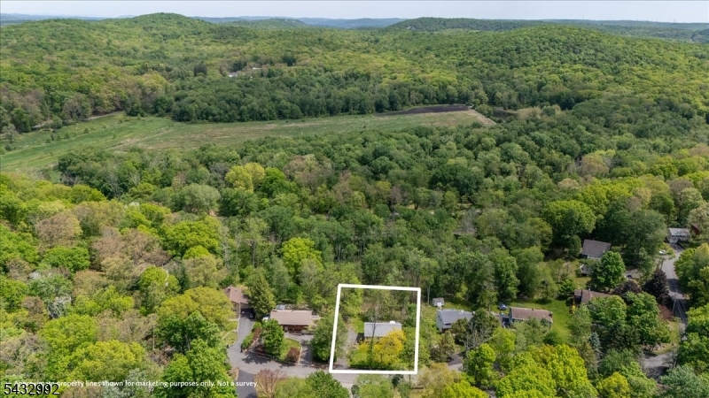 47 Winding Way Property Photo 36