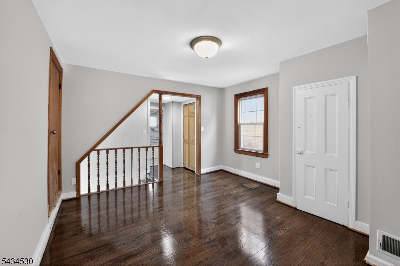 139 N Prospect St Property Photo 15