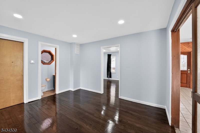 139 N Prospect St Property Photo 16