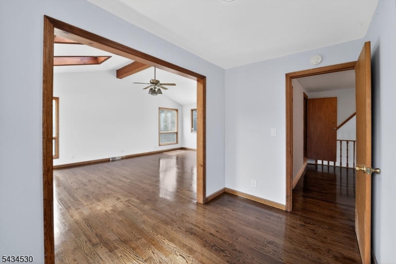139 N Prospect St Property Photo 21
