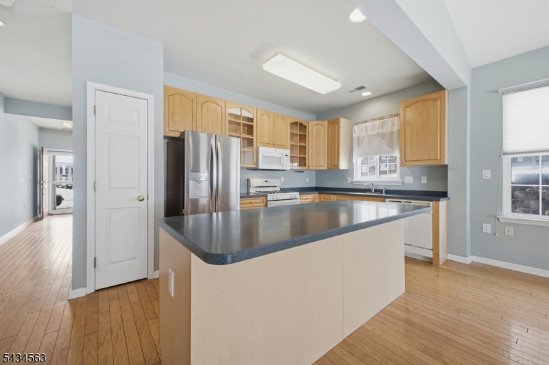 56 Kensington Cir Property Photo 13