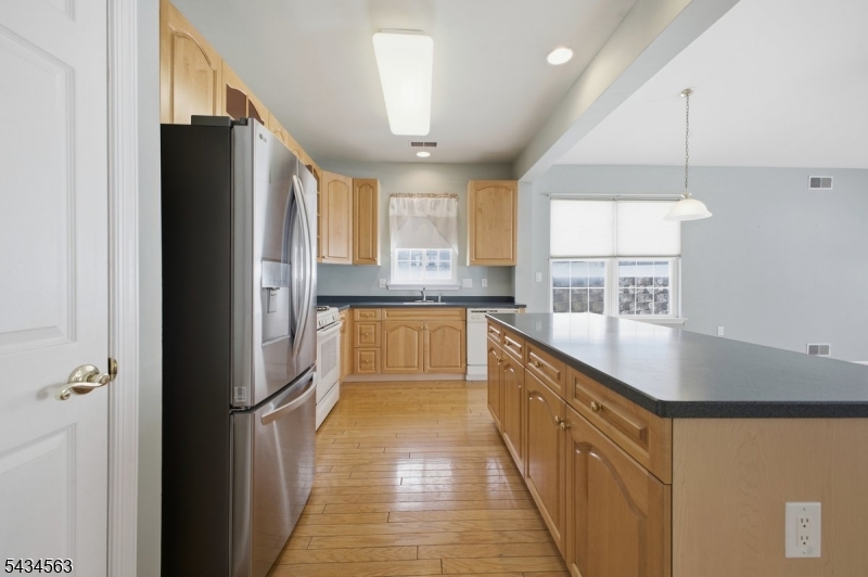 56 Kensington Cir Property Photo 14