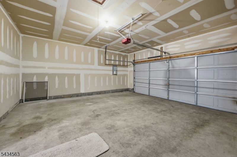 56 Kensington Cir Property Photo 31