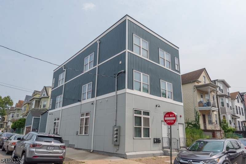 59 Mercer St Property Photo 1