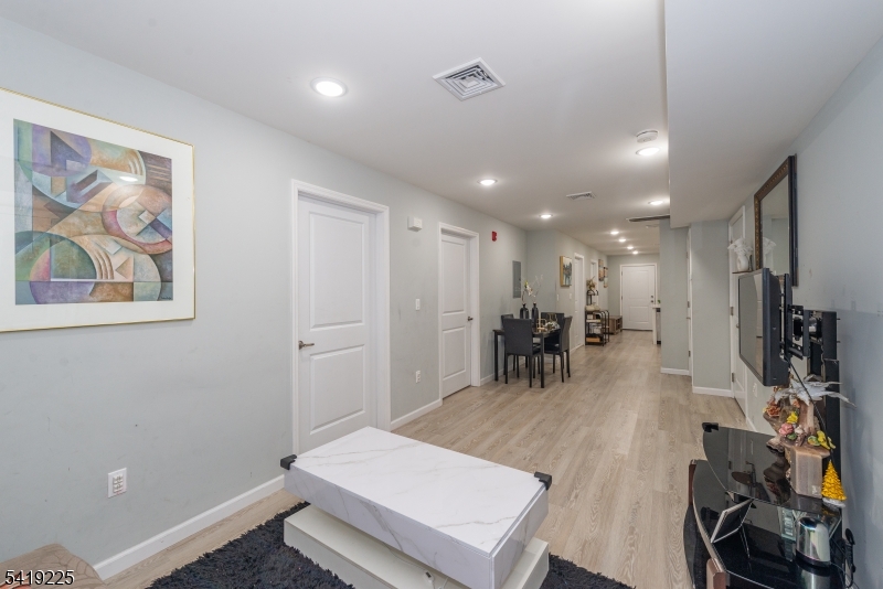 59 Mercer St Property Photo 10