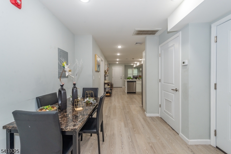 59 Mercer St Property Photo 11