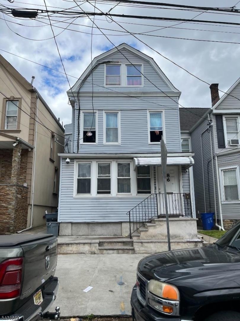 86 Oraton St Property Photo 1