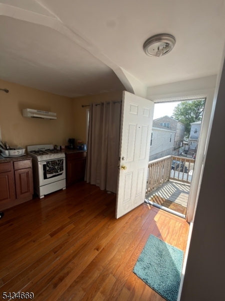 86 Oraton St Property Photo 11