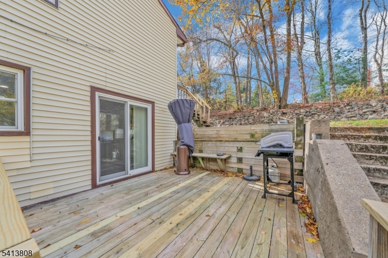 39 Delaware Rd Property Photo 12