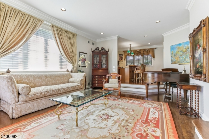 4 Fordham Rd Property Photo 5