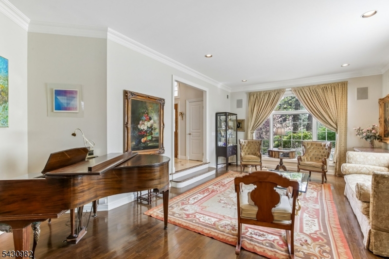 4 Fordham Rd Property Photo 7