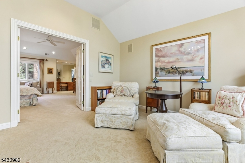 4 Fordham Rd Property Photo 27