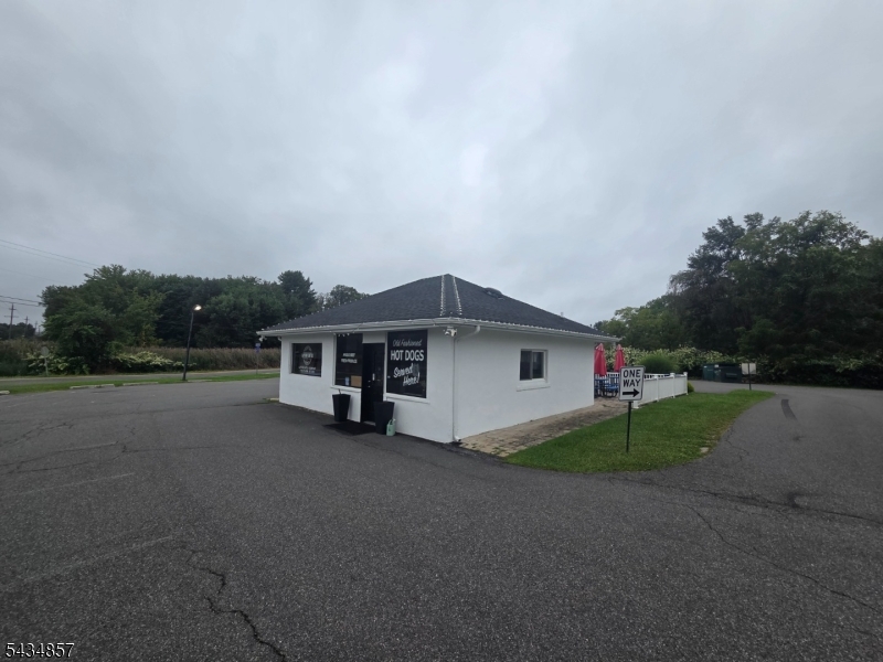 269 Us Highway 206 Property Photo 1