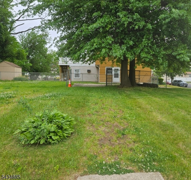 Lafayette St Property Photo 1