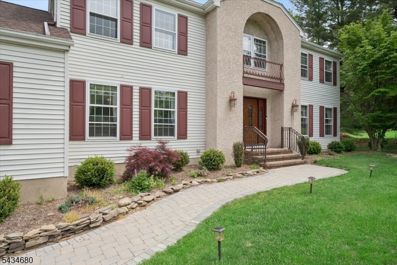 5 Glen Ridge Dr Property Photo 3