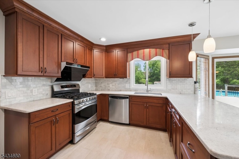5 Glen Ridge Dr Property Photo 14