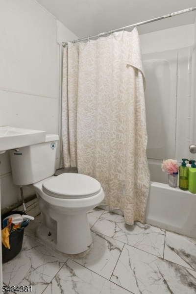 120 S Broadway Property Photo 8