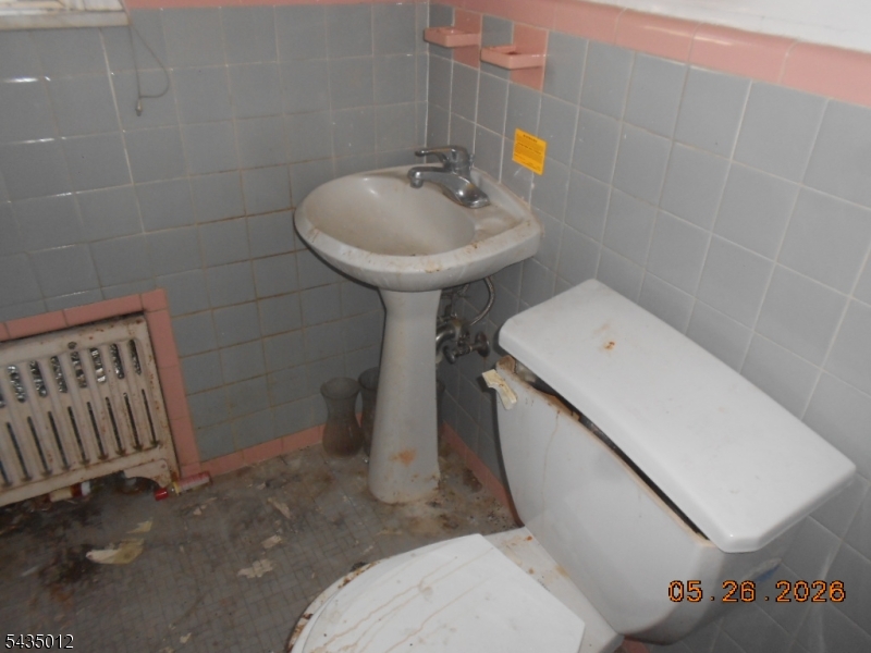 4030186 Property Photo 3
