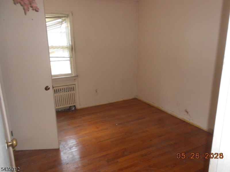 4030186 Property Photo 4