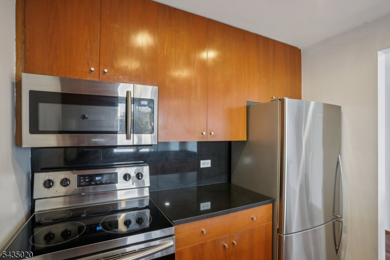 3110 City Pl Property Photo 5