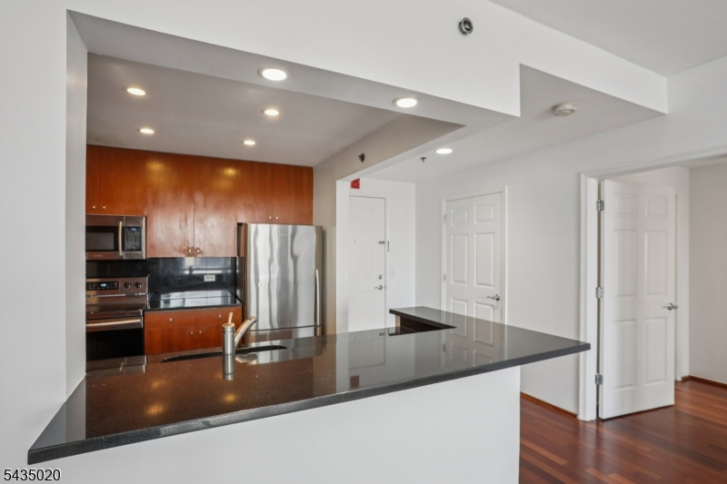 3110 City Pl Property Photo 10