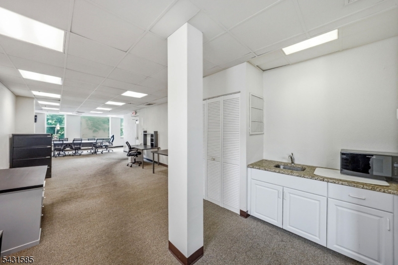 28 W Park Pl Property Photo 7
