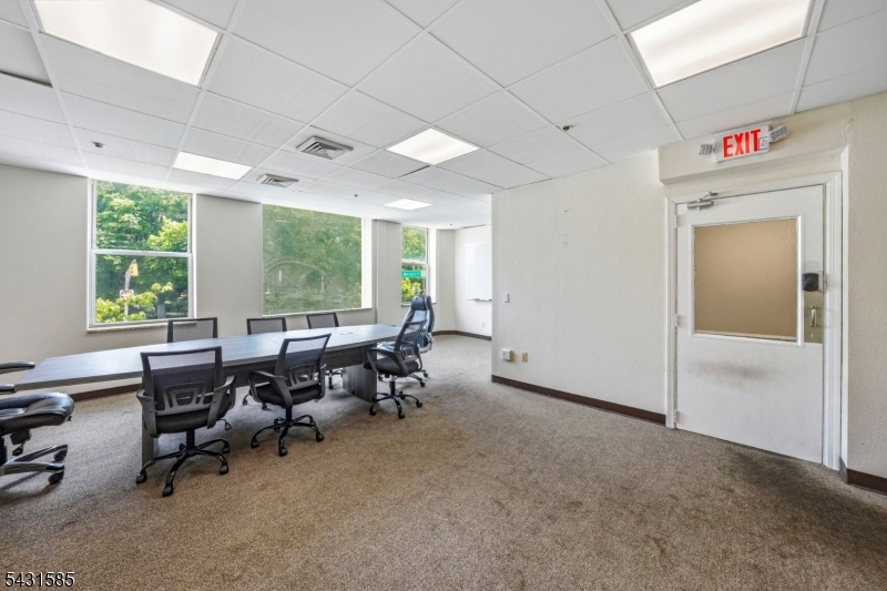 28 W Park Pl Property Photo 16