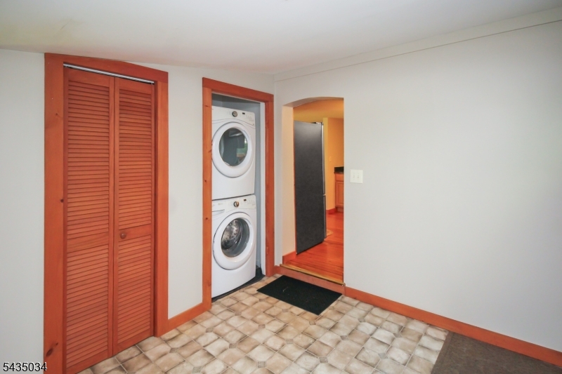 103 Petersburg Rd Property Photo 8