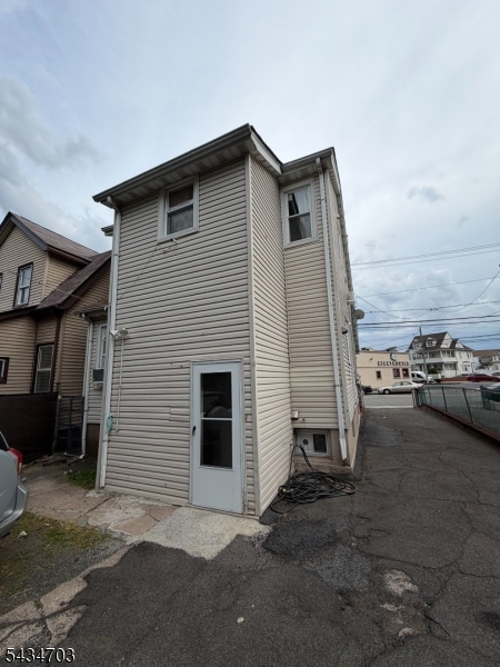 471 20th Ave Property Photo 18